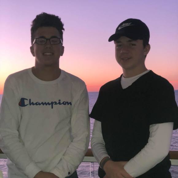 Meet your Posher, Dylan - Picture 1 of 1